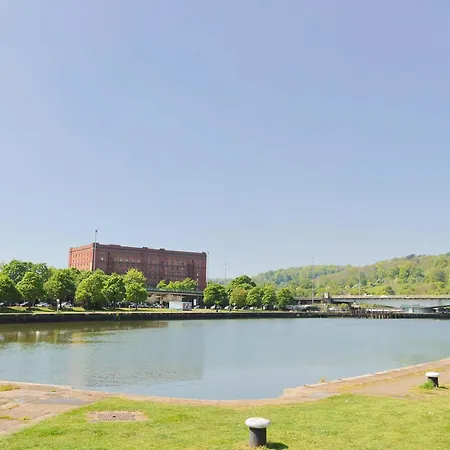 Lägenhet Hotwells Spacious Flat Sleeps Three