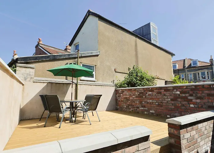 Hotwells Spacious Flat Sleeps Three Bristol