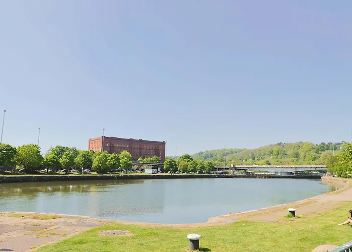 شقة Hotwells Spacious Flat Sleeps Three