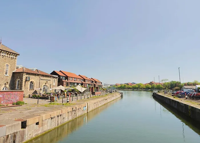 Hotwells Spacious Flat Sleeps Three Bristol