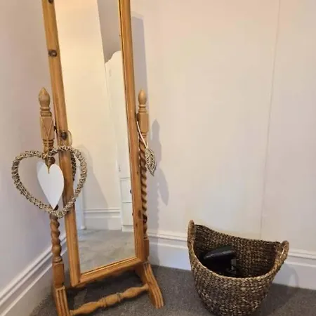 Apartment Hotwells Spacious Flat Sleeps Three Bristol